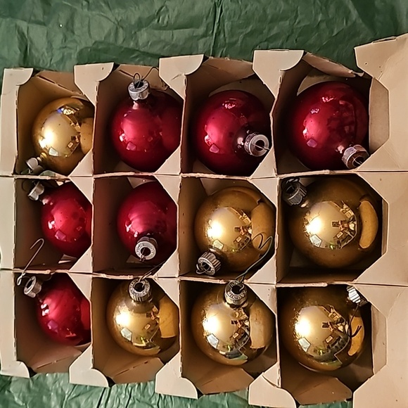 CHRISTMAS Bulbs Ornaments Glass Lot 12 - Picture 4 of 9